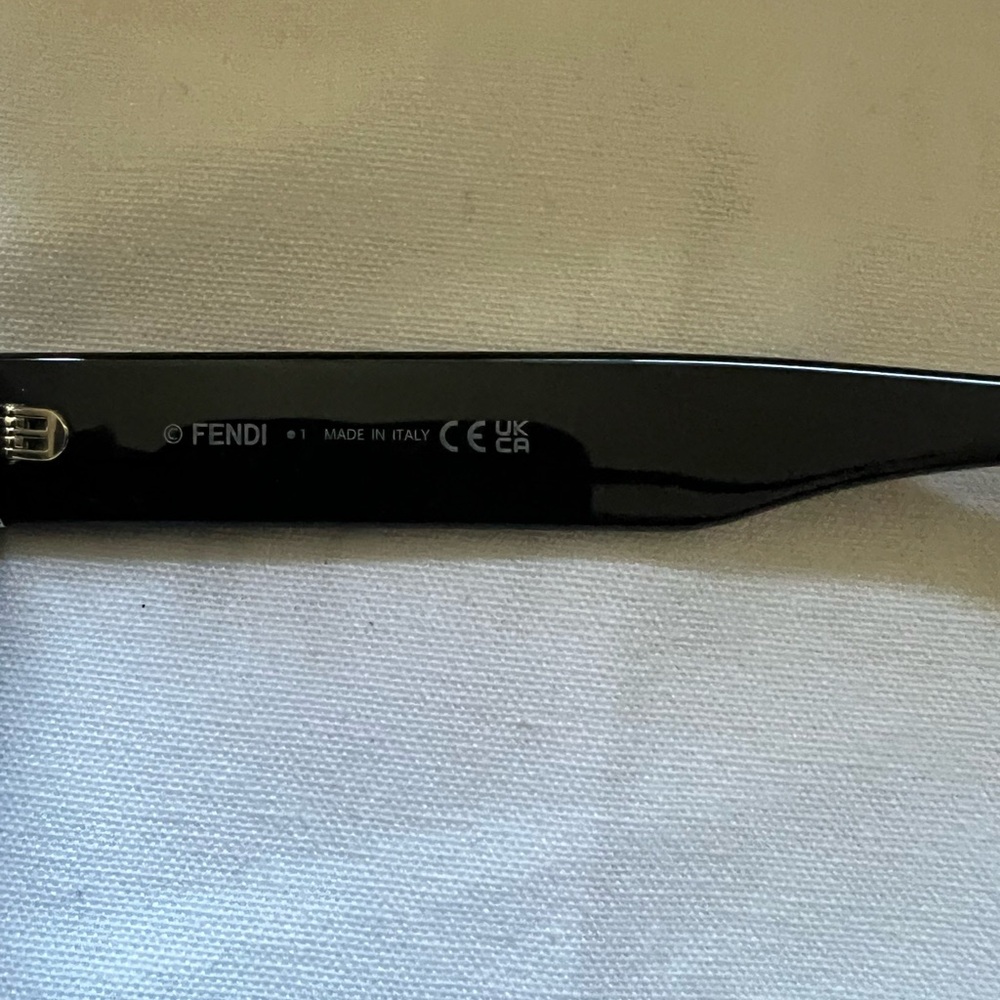 Fendi Black Rectangular Sunglasses - image 3